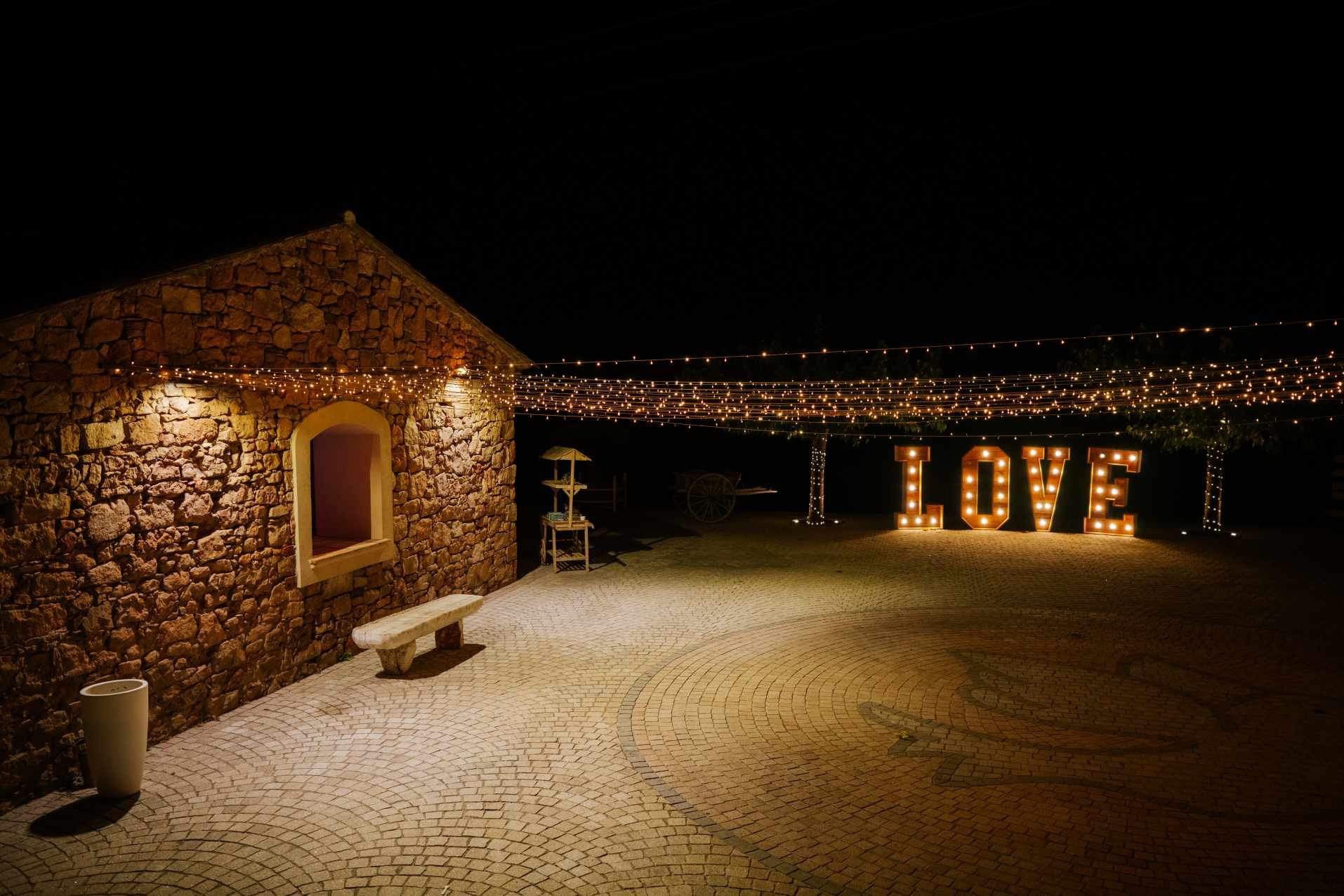 love nuit
